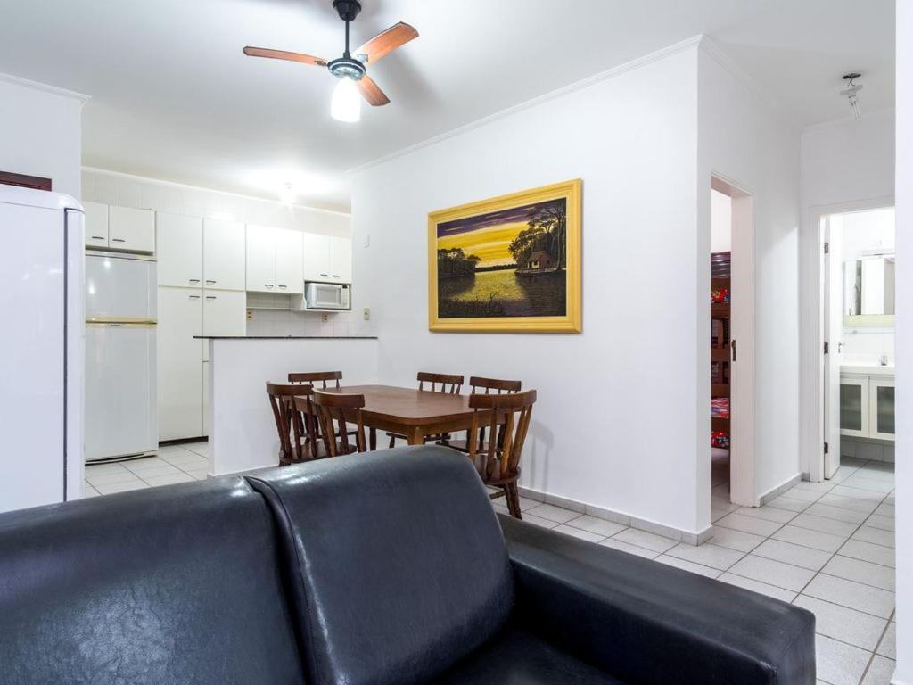Apartamento Espacoso Com Ar Condicionado E Wi-Fi, A 100 Metros Da Praia - Edificio Estoril Убатуба Экстерьер фото