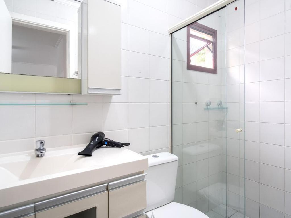 Apartamento Espacoso Com Ar Condicionado E Wi-Fi, A 100 Metros Da Praia - Edificio Estoril Убатуба Экстерьер фото